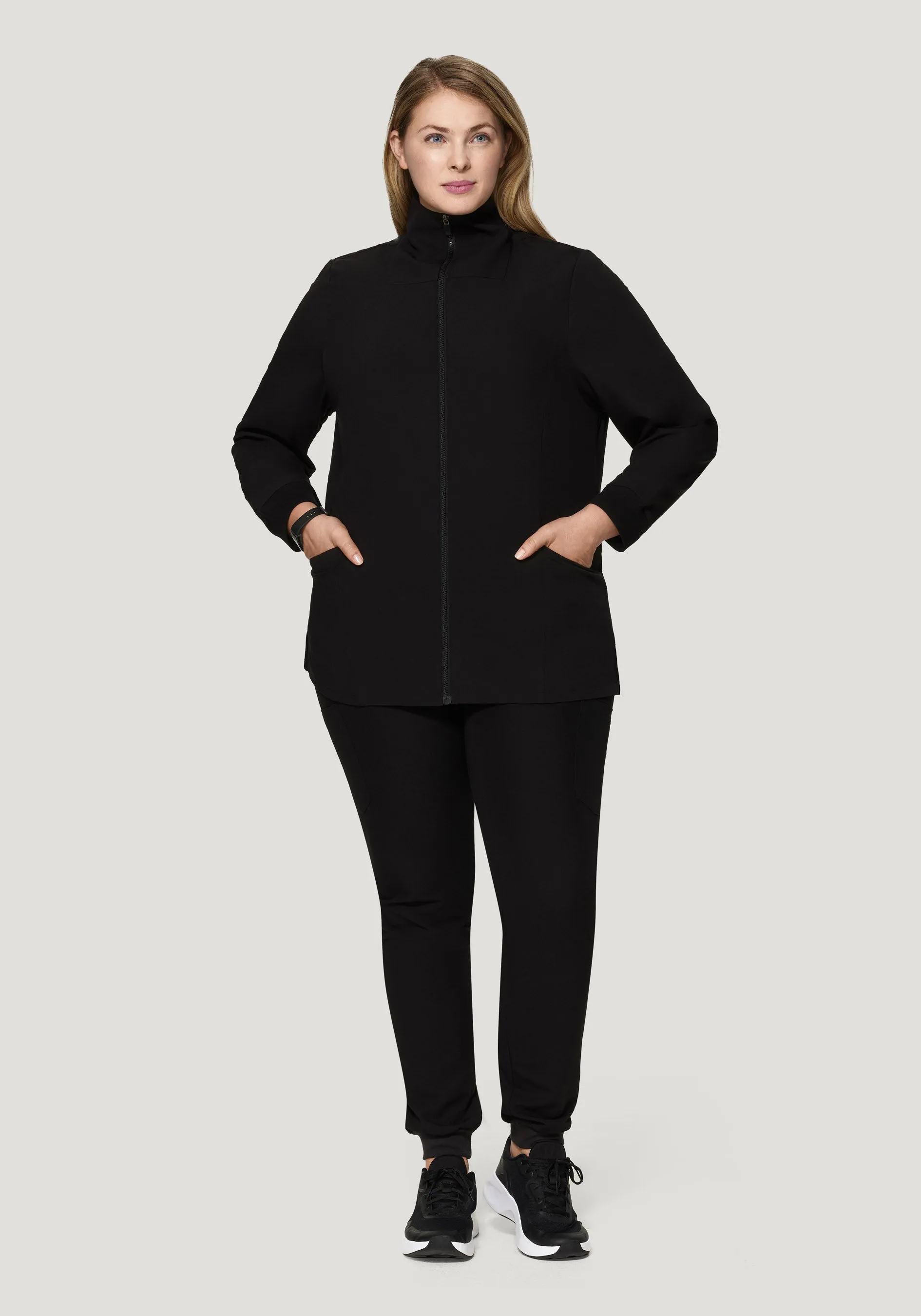 Women's Modern Scrub Jacket Black